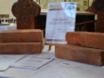 muzeum-bible-kup-cihlu-1-110x83